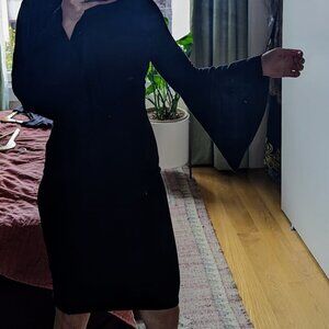 Black long sleeved dress
